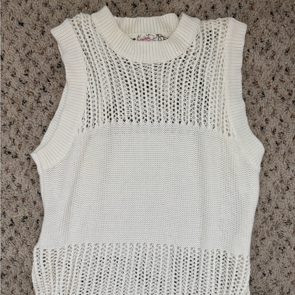 Sleeveless Knit Top in Cream